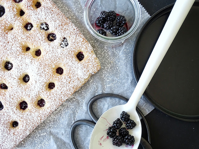 Auf der Mammilade|n-Seite des Lebens | Lifestyle Blog | Rezept | Rührkuchen mit frischen Brombeeren