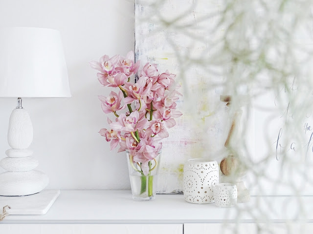 Auf der Mammilade-n-Seite des Lebens | Personal Lifestyle Blog | 5 Lieblinge, Weisheiten und Wohneinblicke mit viel Weiß der Woche | Orchideen in Rose