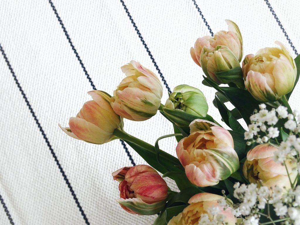 Deko-Ideen und Blumensträuße mit Pflanzen gestalten | gefüllte Tulpen | Lieblinge und Inspirationen der Woche | Personal Lifestyle, DIY and Interior Blog | Auf der Mammiladen-Seite des Lebens