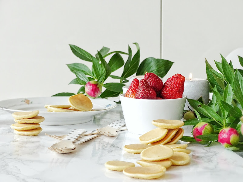 Mini-Pfannkuchen herzhaft und süß als Party- und Fingerfood | 17 + 5 DIY-Nachmach-Ideen und Rezepte für den Juni und Juli | https://mammilade.blogspot.de